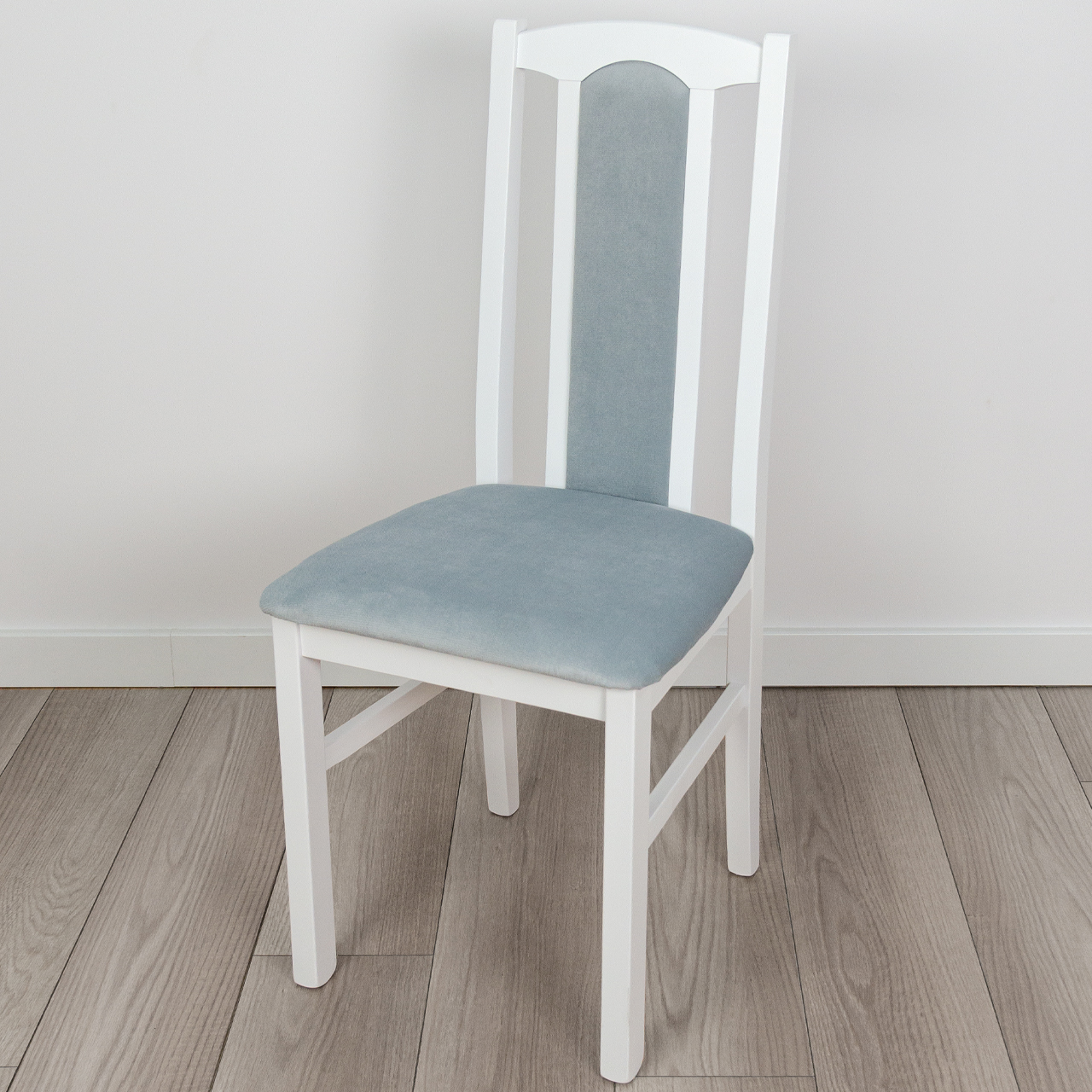 Nowoczesne białe krzesło DK7 (16x) WYPRZEDAŻ